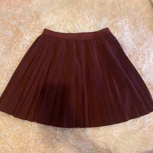 Burgundy tennis skirt